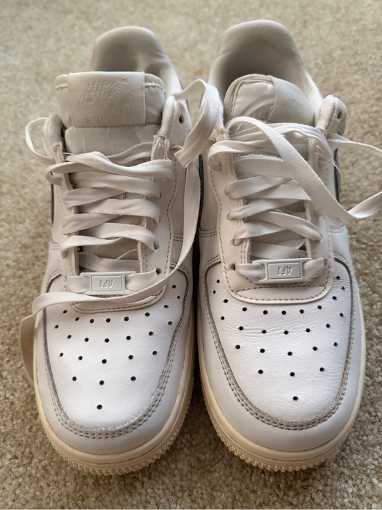 Nike Shoes - Nike women Air Force 1 Low — White